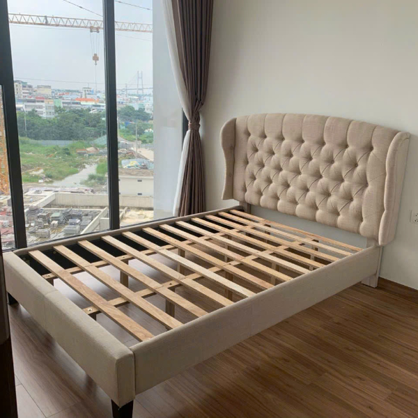 Giường ngủ bọc nệm bảng đầu giường chần nút sang trọng màu kem